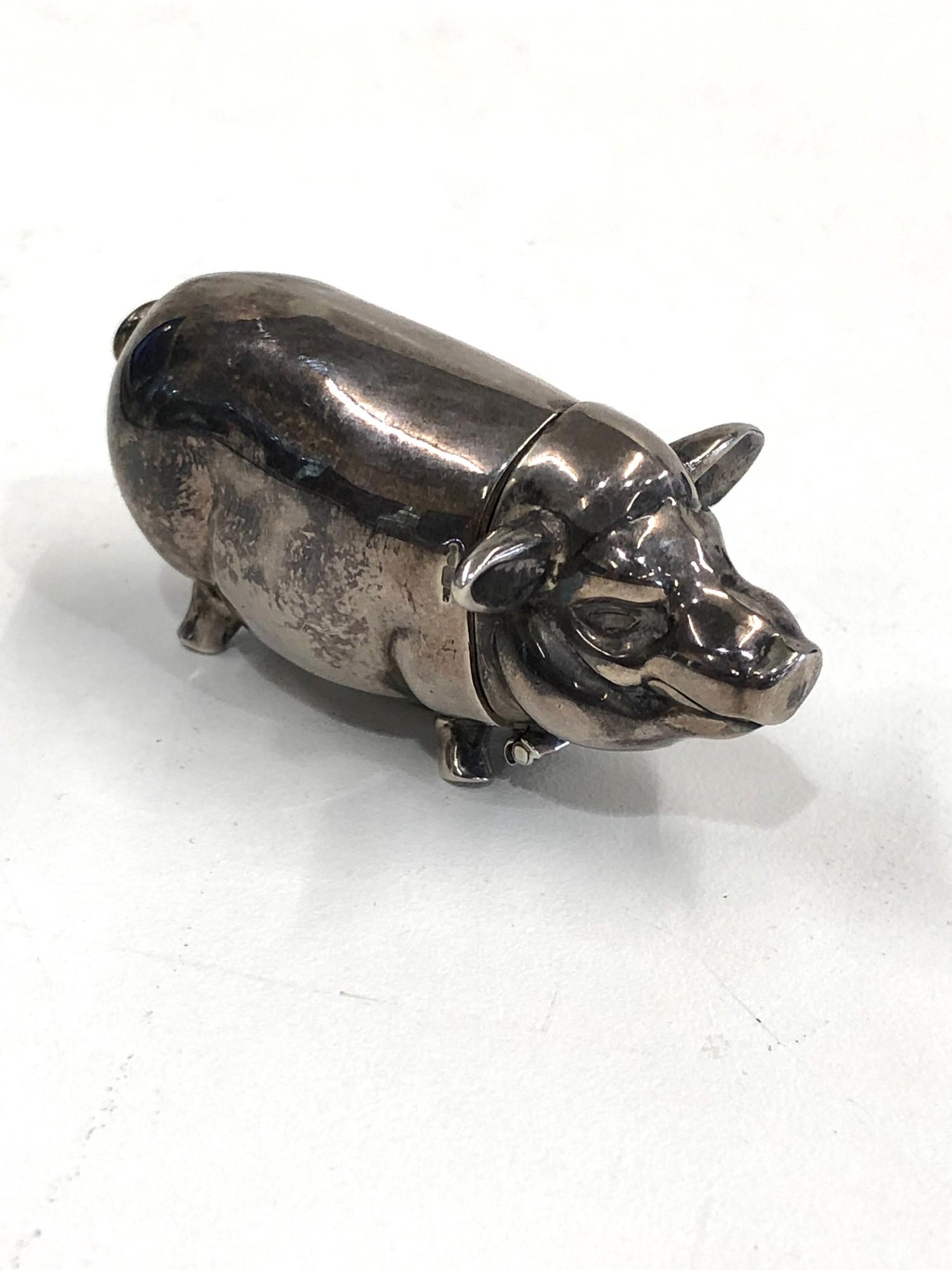 Silver pig vesta / match striker measures approx 6.2cm wide weight 37g hallmarked 925 - Image 2 of 5