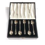 Boxed set of 6 silver tea spoons