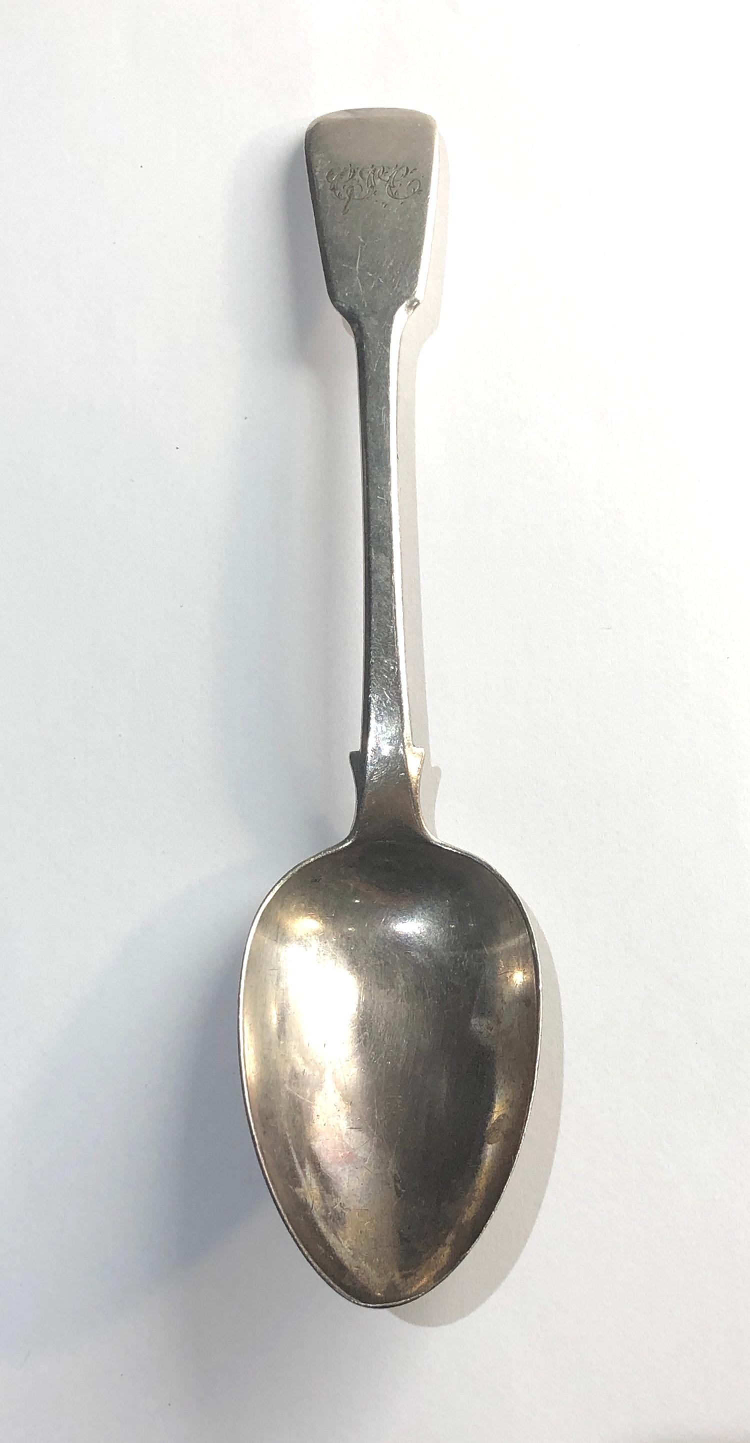 Georgian silver serving spoon measures approx 22cm long London silver hallmarks weight approx 78g