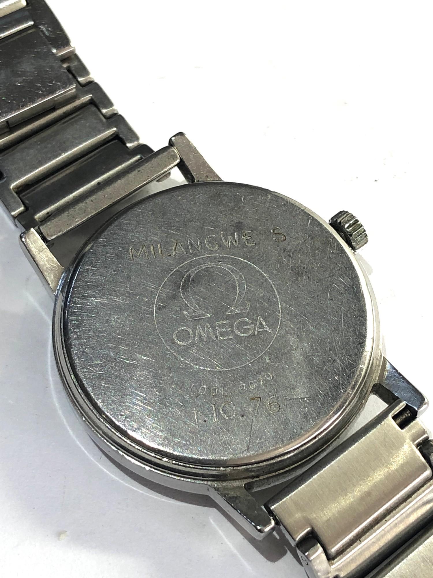 Vintage gents omega wristwatch it is in working order but no warranty given please see images for - Image 2 of 2