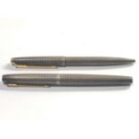 2 vintage silver parker pen and pencil set 14ct gold nib