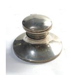 Silver desk inkwell complete with liner measures approx 9.5cm dia please see images for details