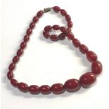 Cherry amber / bakelite bead necklace with internal streaking weight 27.5g