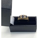 Antique 18ct gold diamond and sapphire ring weight 3.3g