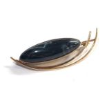 9ct gold Spectrolite brooch measures approx 59mm by 27mm