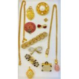 Selection of Joan Rivers costume jewellery to include necklaces, brooches, etc