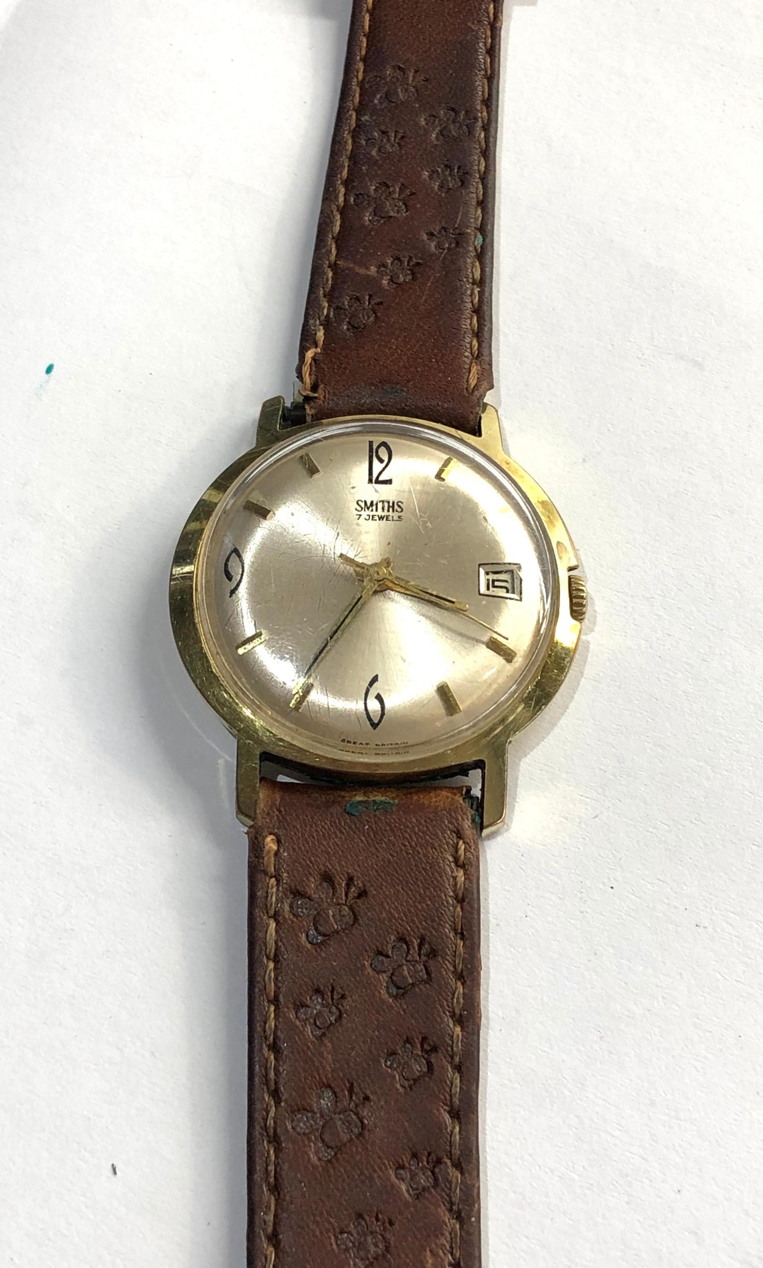 Vintage gents Smiths wristwatch winds and ticks but no warranty given