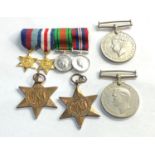 ww2 medals includes miniatures