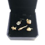 5 vintage 9ct gold charm bracelet charms weight 4.6g