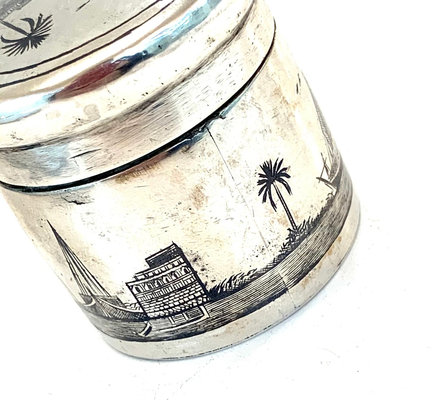 Niello silver lidded box measures approx 4.6cm dia height 5cm - Image 2 of 3