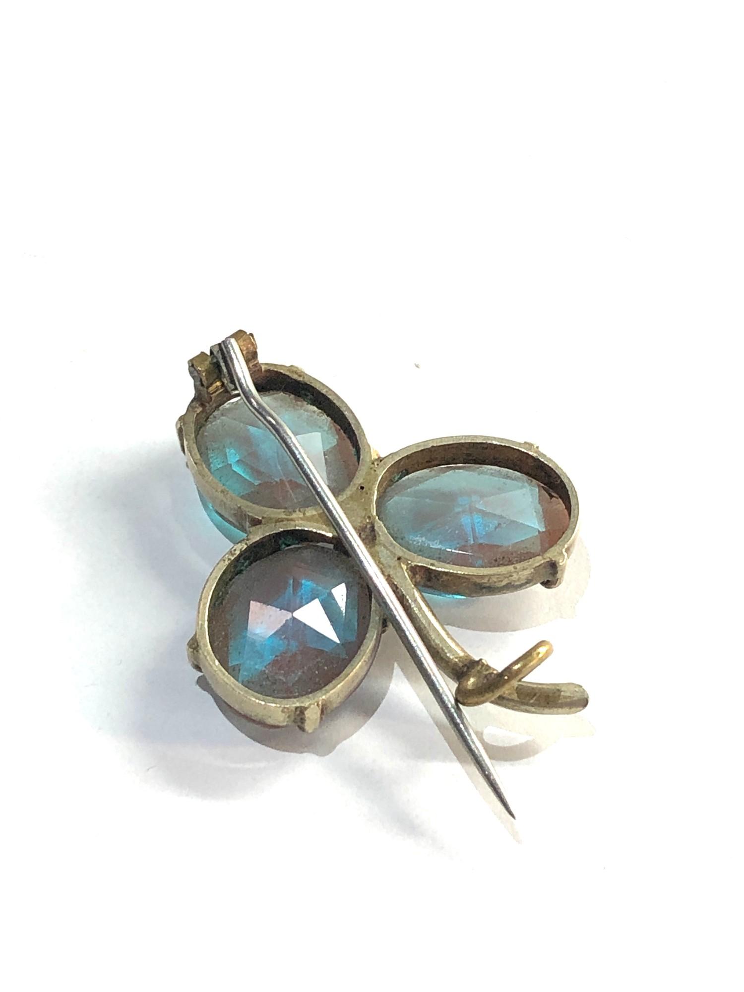 Antique victorian saphiret brooch each stone measures approx 13mm by 11mm, brooch is in good overall - Image 3 of 3