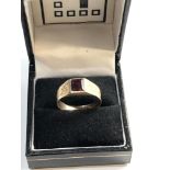 14ct Gold garnet ring, ring size approx j weight approx 2.3g