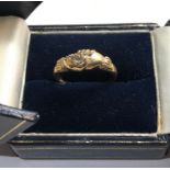 9ct Gold holding hands ring, weight approx 2.4g