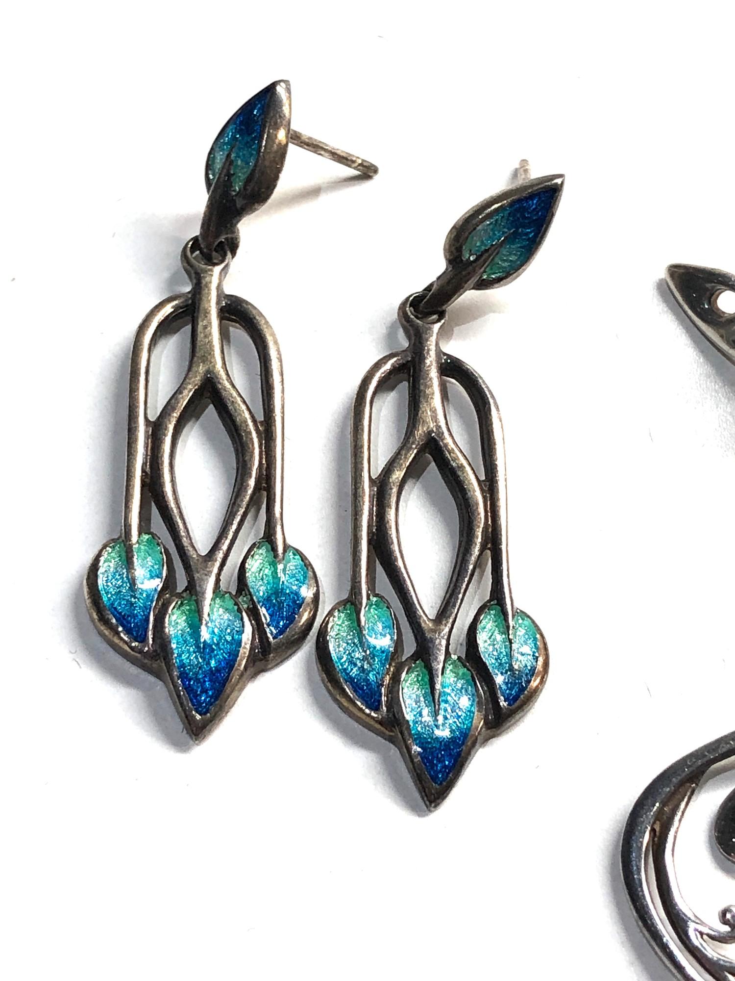 2 Ola Gories earrings 1 set enamelled - Image 3 of 3