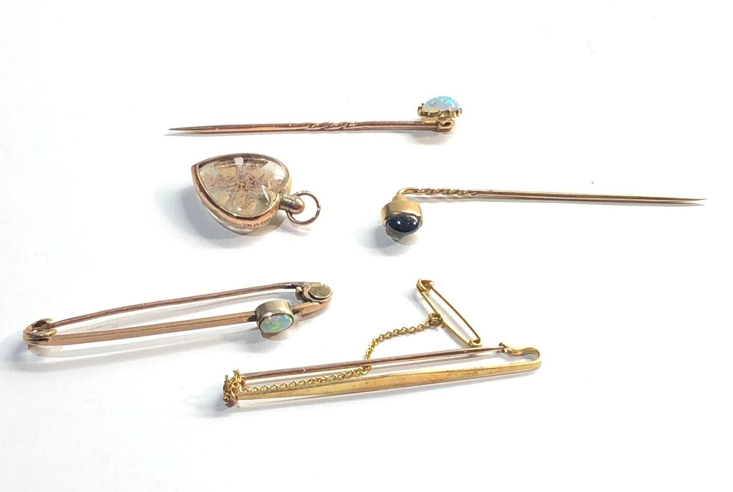 selection of vintage / antique gold jewellery includes stick pins heart pendant 1nd 15ct gold - Image 2 of 4