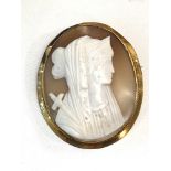 Large 9ct framed gold cameo brooch