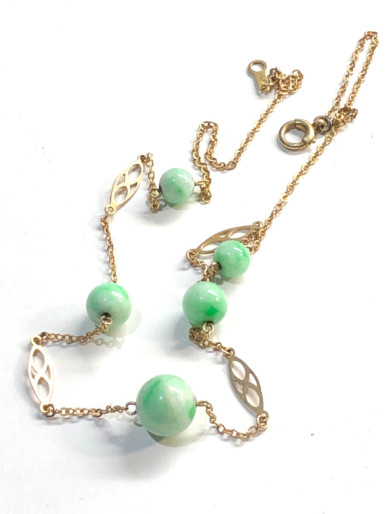 9ct gold jade necklace, overall good condition, largest jade bead measures approximately 9mm - Image 3 of 3