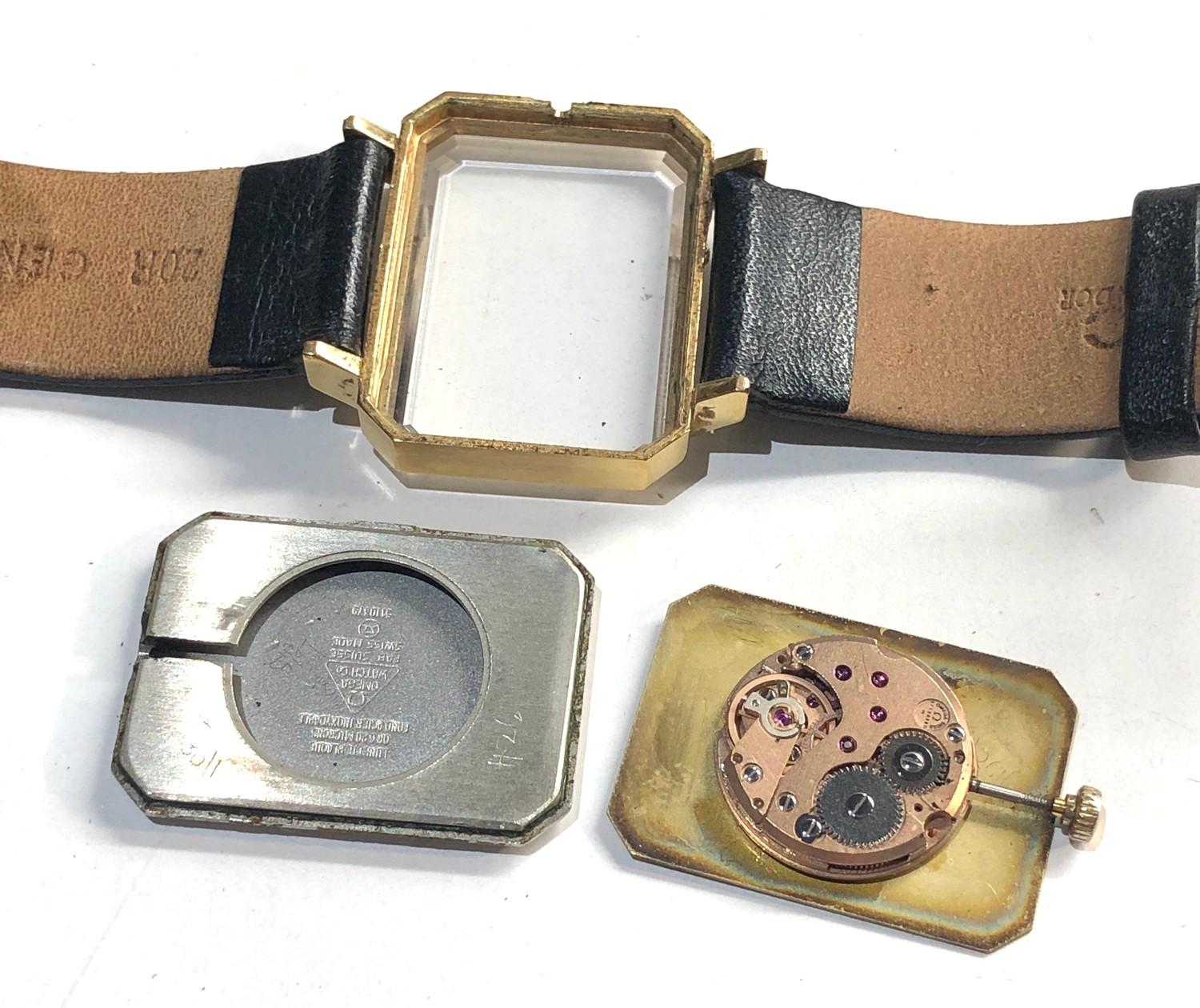 Vintage omega deville wristwatch winds and ticks but no warranty given - Bild 4 aus 4