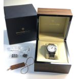Fine boxed Dreyfuss & Co gents automatic wristwatch watch is in working order but no warranty is
