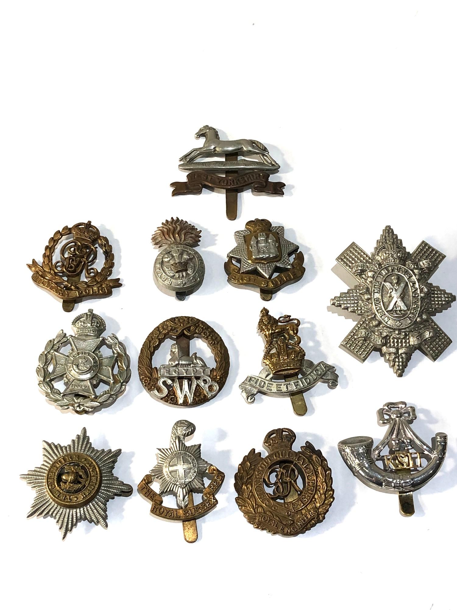 12 military cap badges - Bild 2 aus 2