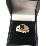 Vintage 9ct gold garnet ring weight 5.5g