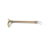 Vintage 9ct gold riding crop pin brooch 3.4g