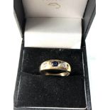 18ct gold diamond and sapphire gypsy ring weight 4g