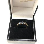 18ct gold sapphire trilogy ring 2.4g