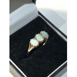 Vintage 9ct gold opal ring et with 3 opals good condition