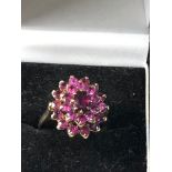 Vintage 9ct gold garnet ring weight 5.5g