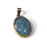 14ct gold mounted opal pendant