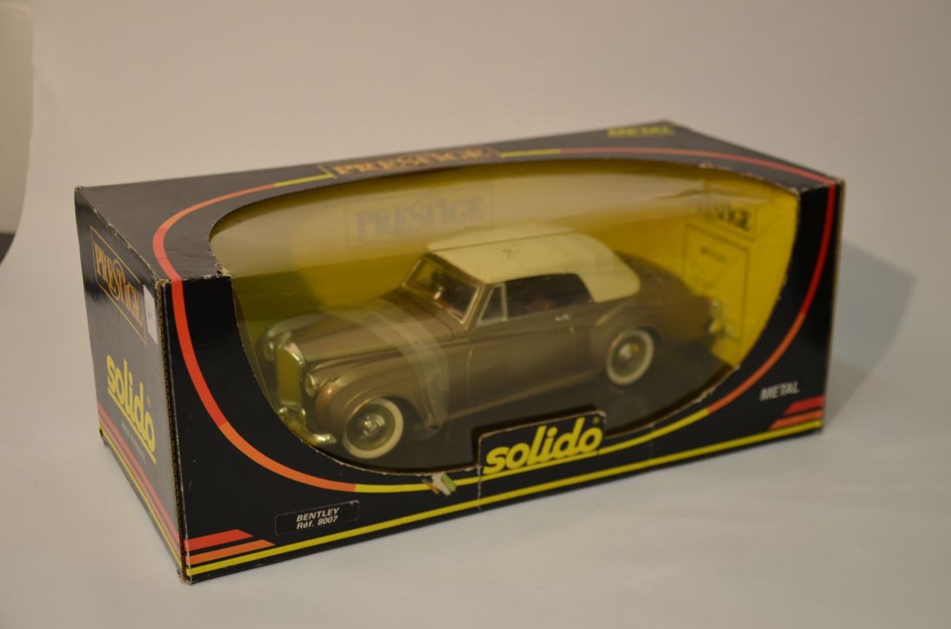 DAMAGED - Solido Prestige "1961 Bentley S2"