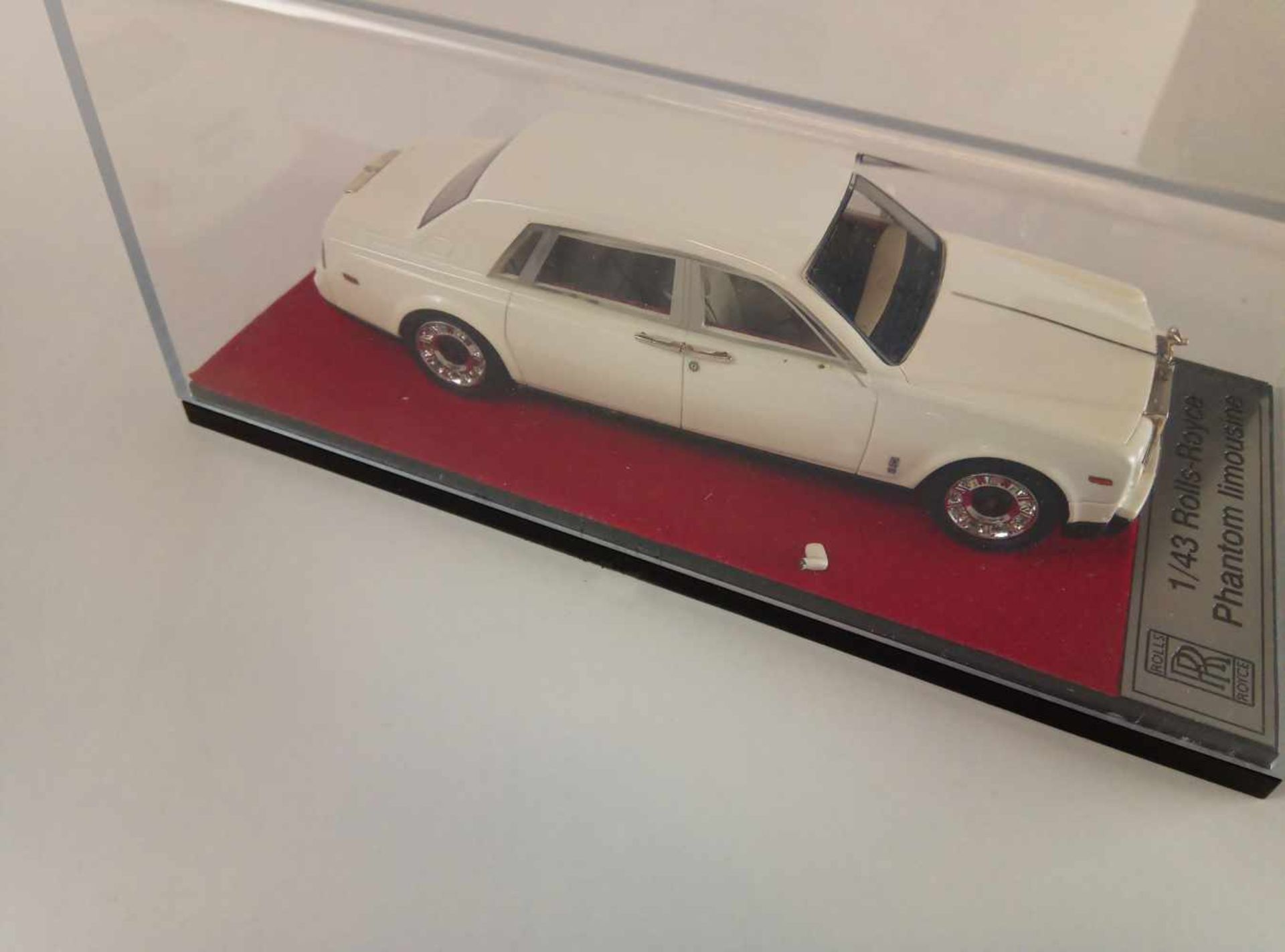 DAMAGED - "2002 Rolls-Royce Phantom Limousine" limited ed. - Bild 4 aus 4