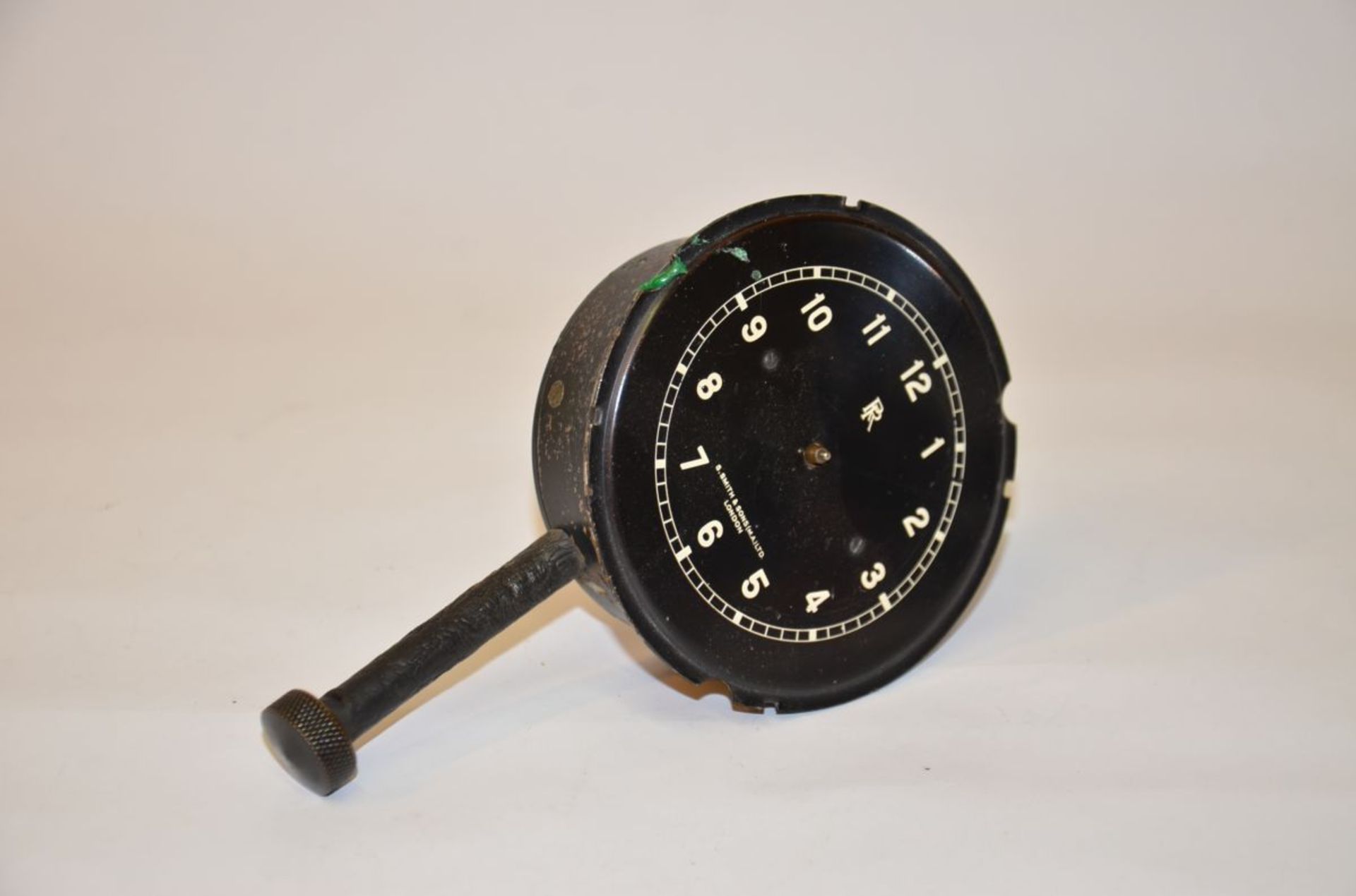 Rolls-Royce Clock by "S.Smith & Sons" missing clock hands