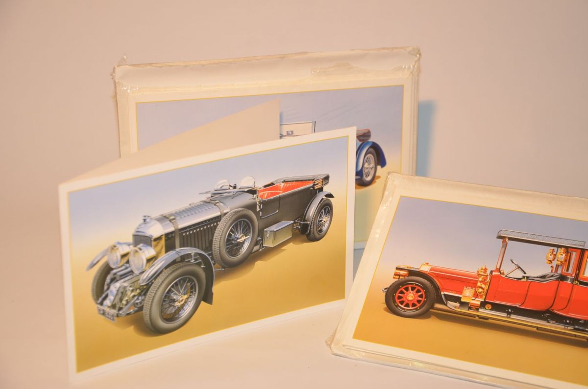 6 oversized, classic Rolls-Royce postcards with envelopes