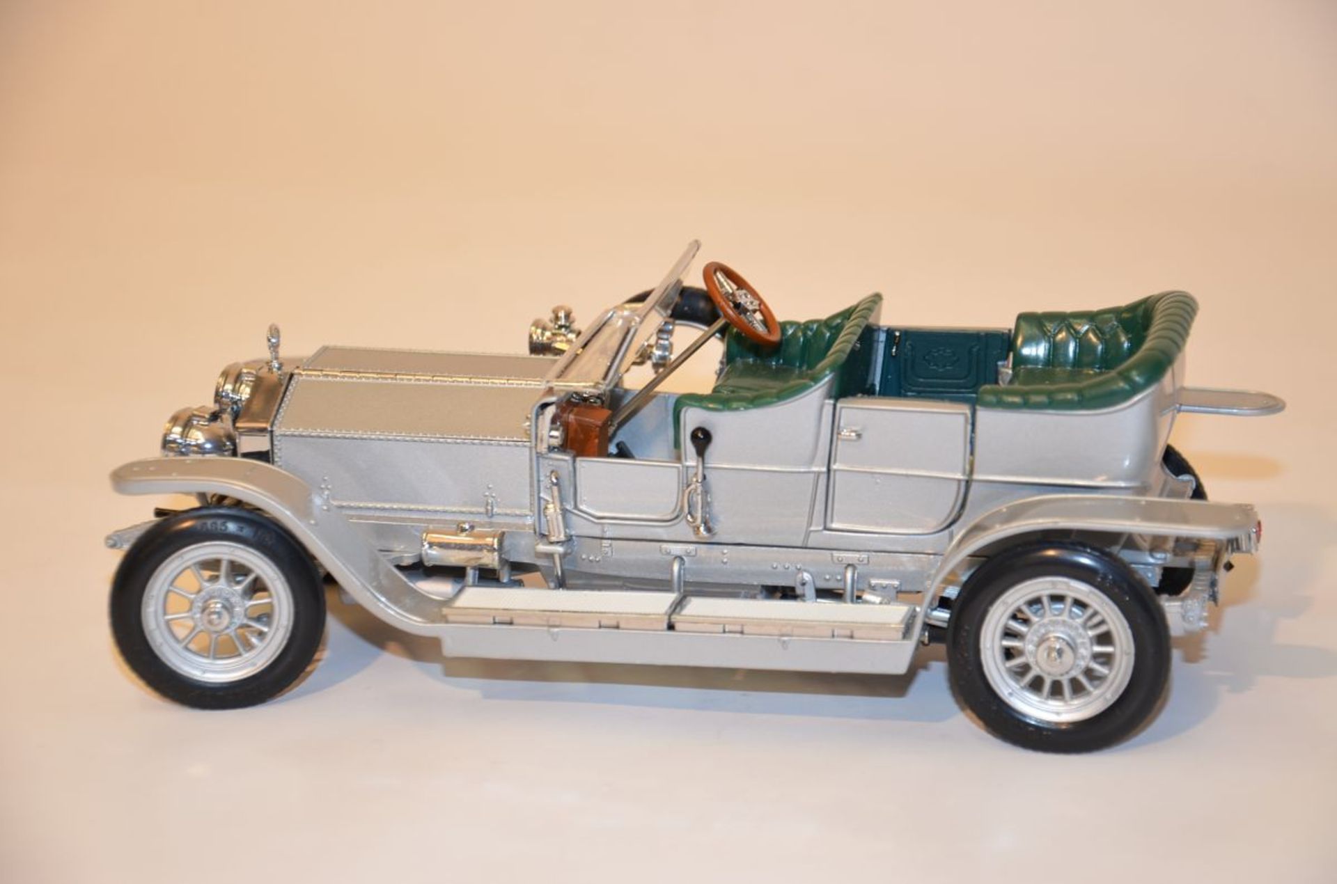 DAMAGED - Franklin Mint "1907 Rolls-Royce Silver Ghost" - Bild 3 aus 5