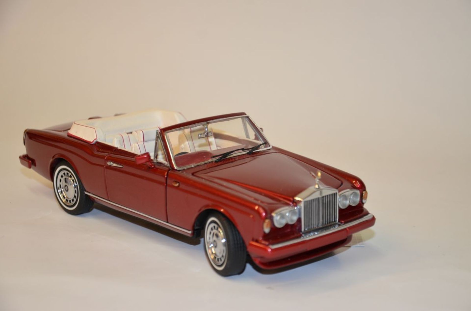 Franklin Mint "1992 Rolls-Royce Corniche limited edition"