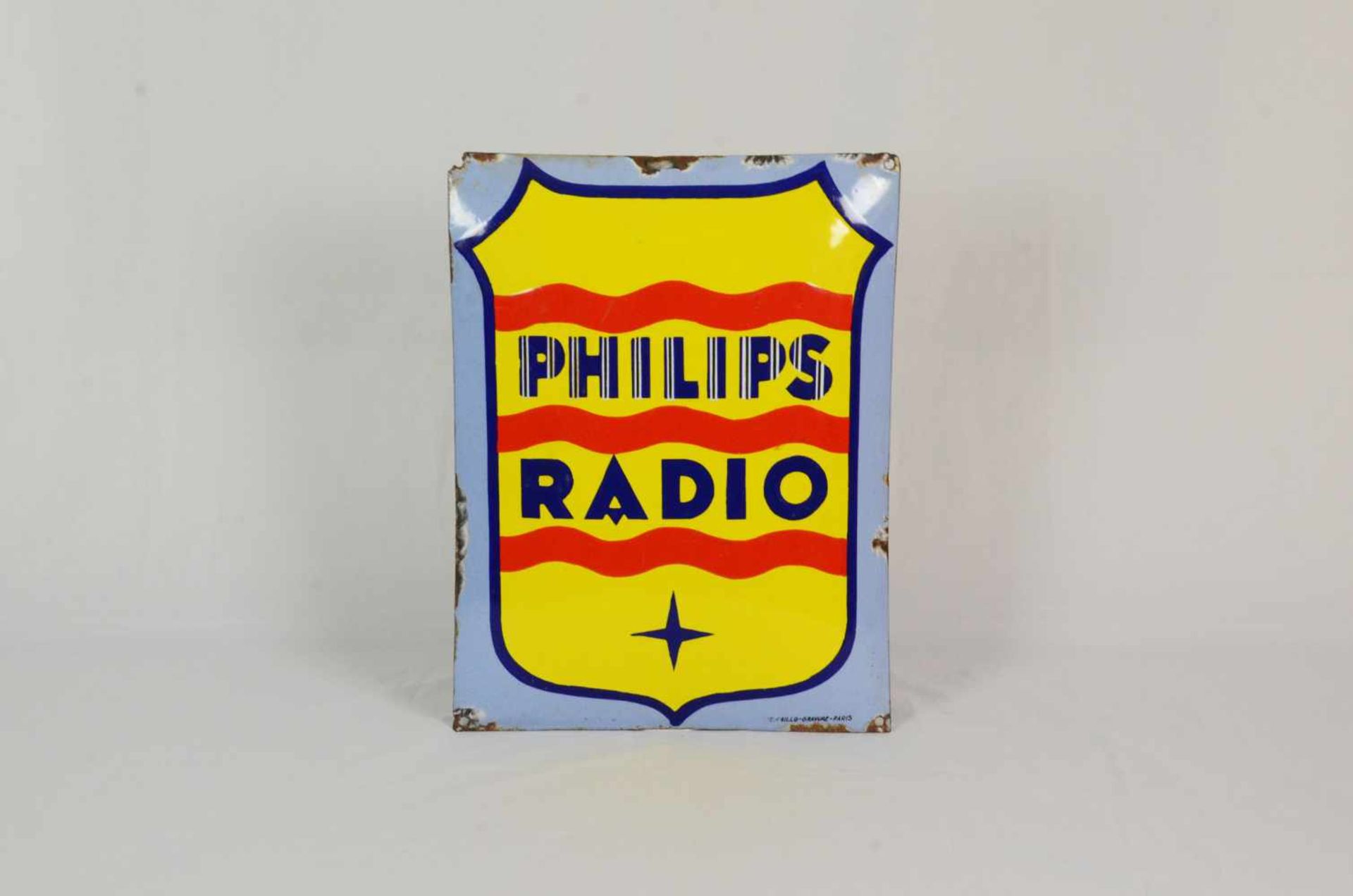 Curved enamel sign Philips RadioThis curved Philips Radio enamel sign is in good condition. 3 of the