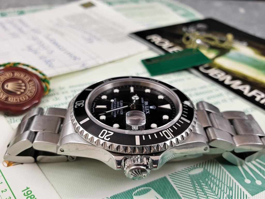 Rolex Submariner 16800Rolex Submariner Date 16800 - One Owner - 1987. This lot will not be present - Image 12 of 12