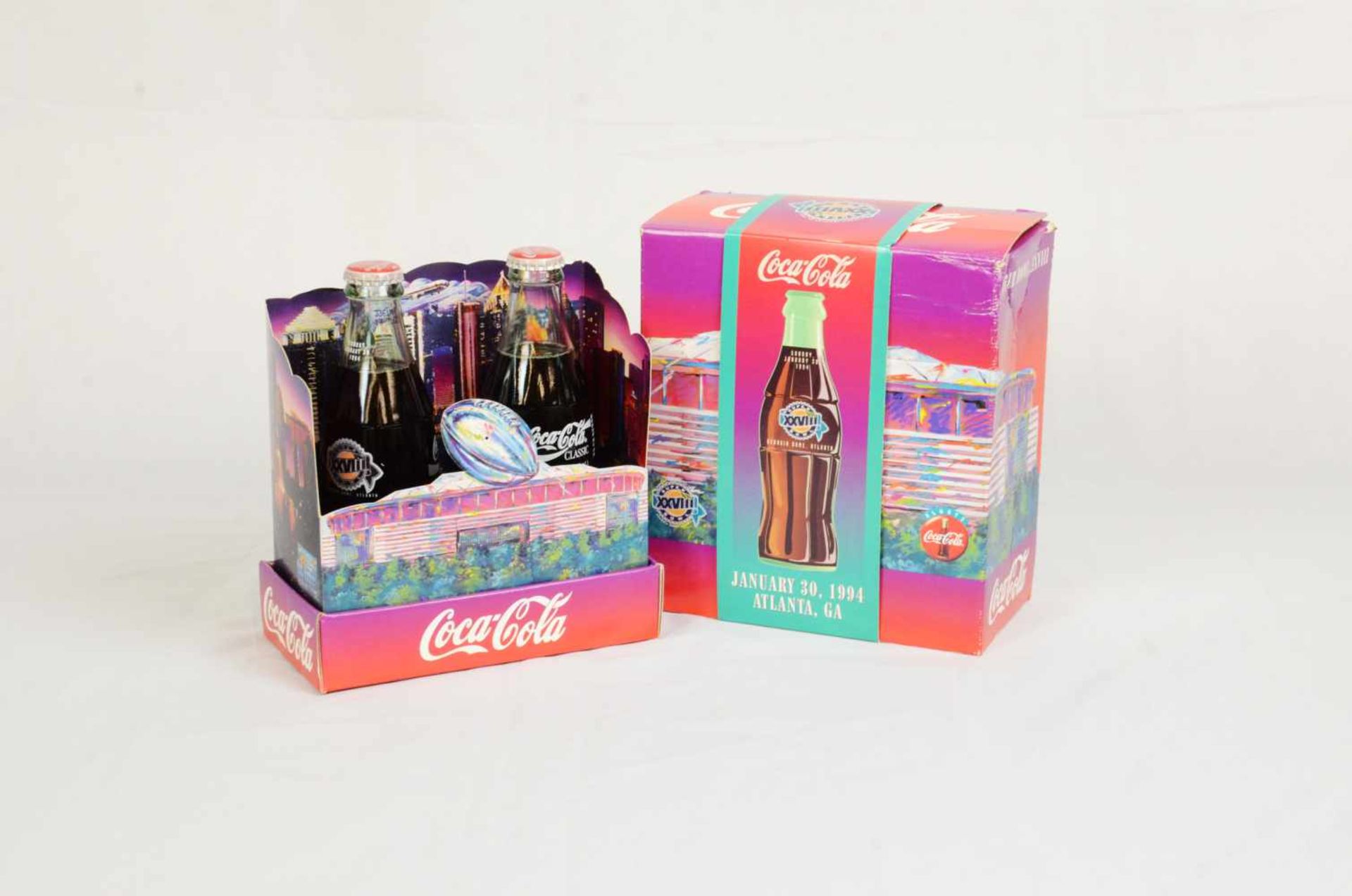 Set of 4 Coca-Cola itemsThis set of 4 Coca-Cola items contains - Coca-Cola tray in average - Bild 6 aus 8