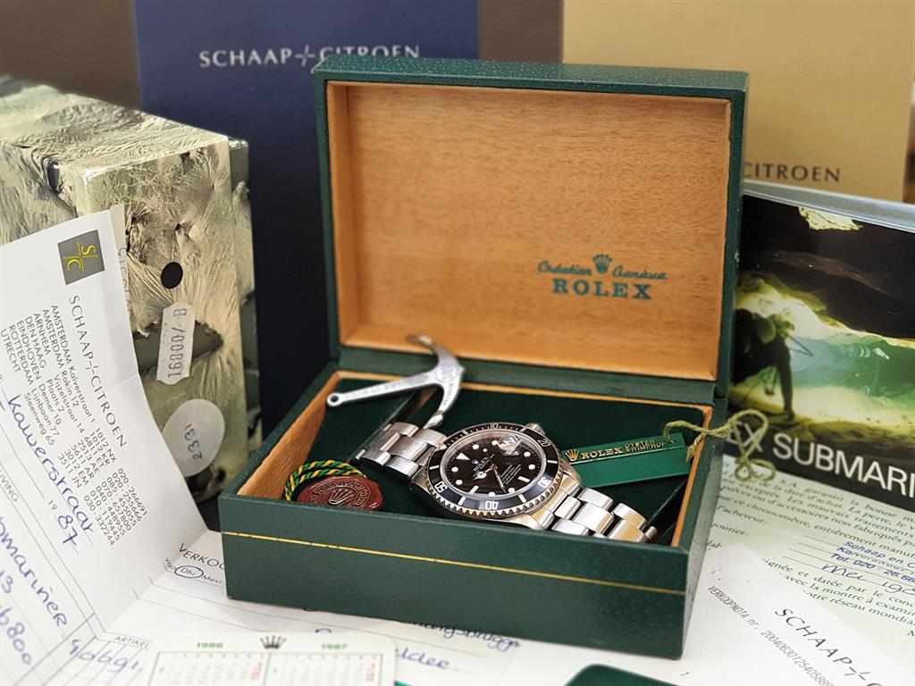 Rolex Submariner 16800Rolex Submariner Date 16800 - One Owner - 1987. This lot will not be present - Image 5 of 12
