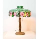 Tiffany style desk lampFully working Tiffany style glass and metal desk lamp. Fits 2 E27 bulbs and