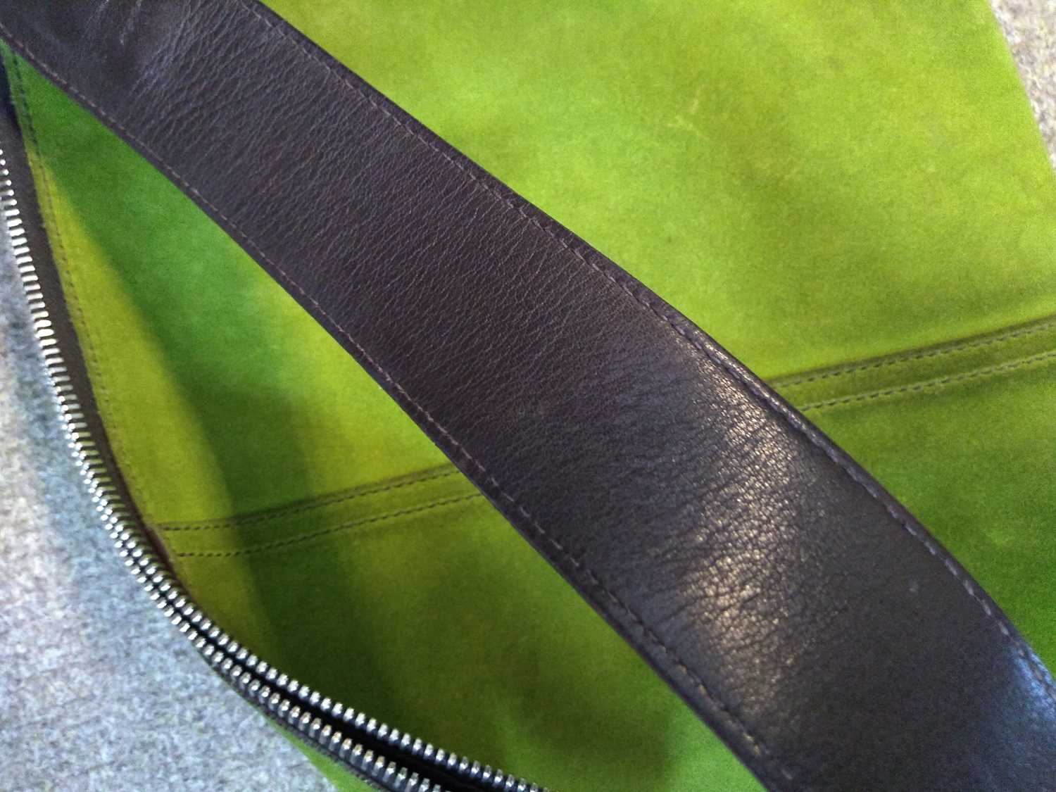 A Prada green suede hobo bag - Image 6 of 8