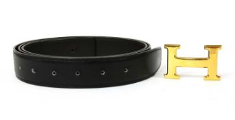 An Hermès black leather belt