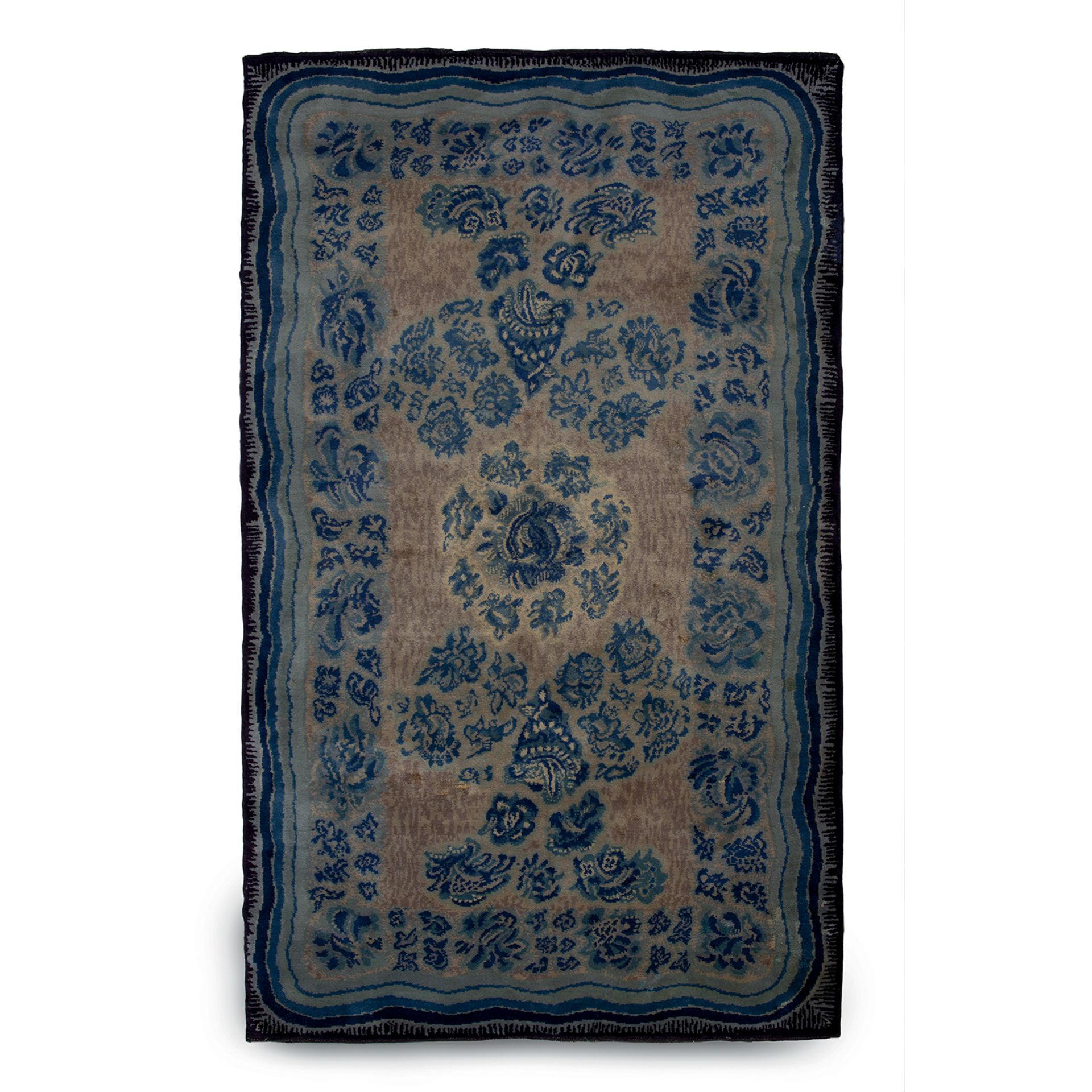 ÉMILE GAUDISSARD (1872-1956) - Tapis rectangulaire à points noués haute laine, [...]