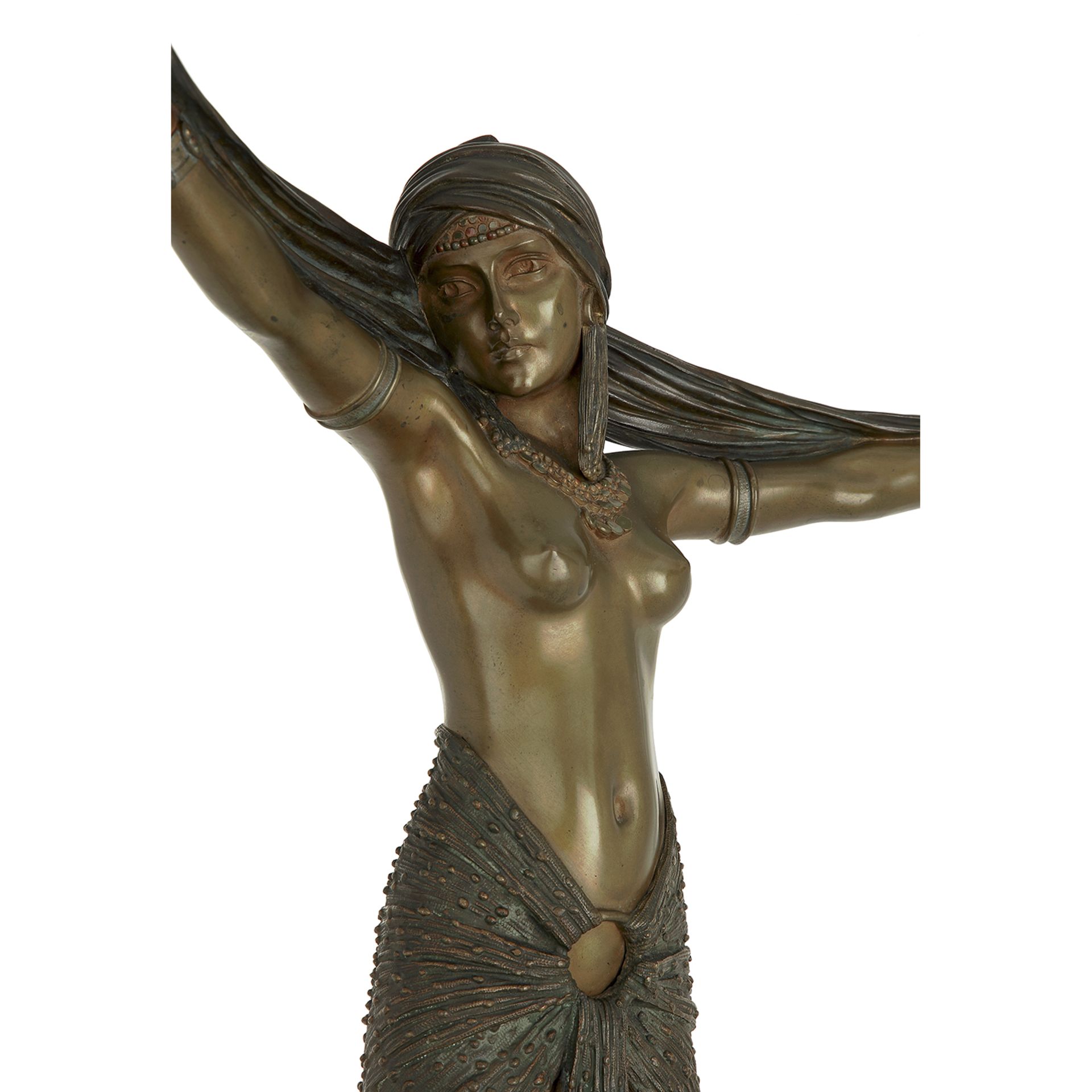 DEMETER H. CHIPARUS (1886-1947) - Danseuse à l’écharpe - Épreuve en bronze à [...] - Image 3 of 3
