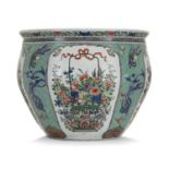 SAMSON, GRAND CACHE-POT EN PORCELAINE, XIXe SIÈCLE - dans le style des [...]