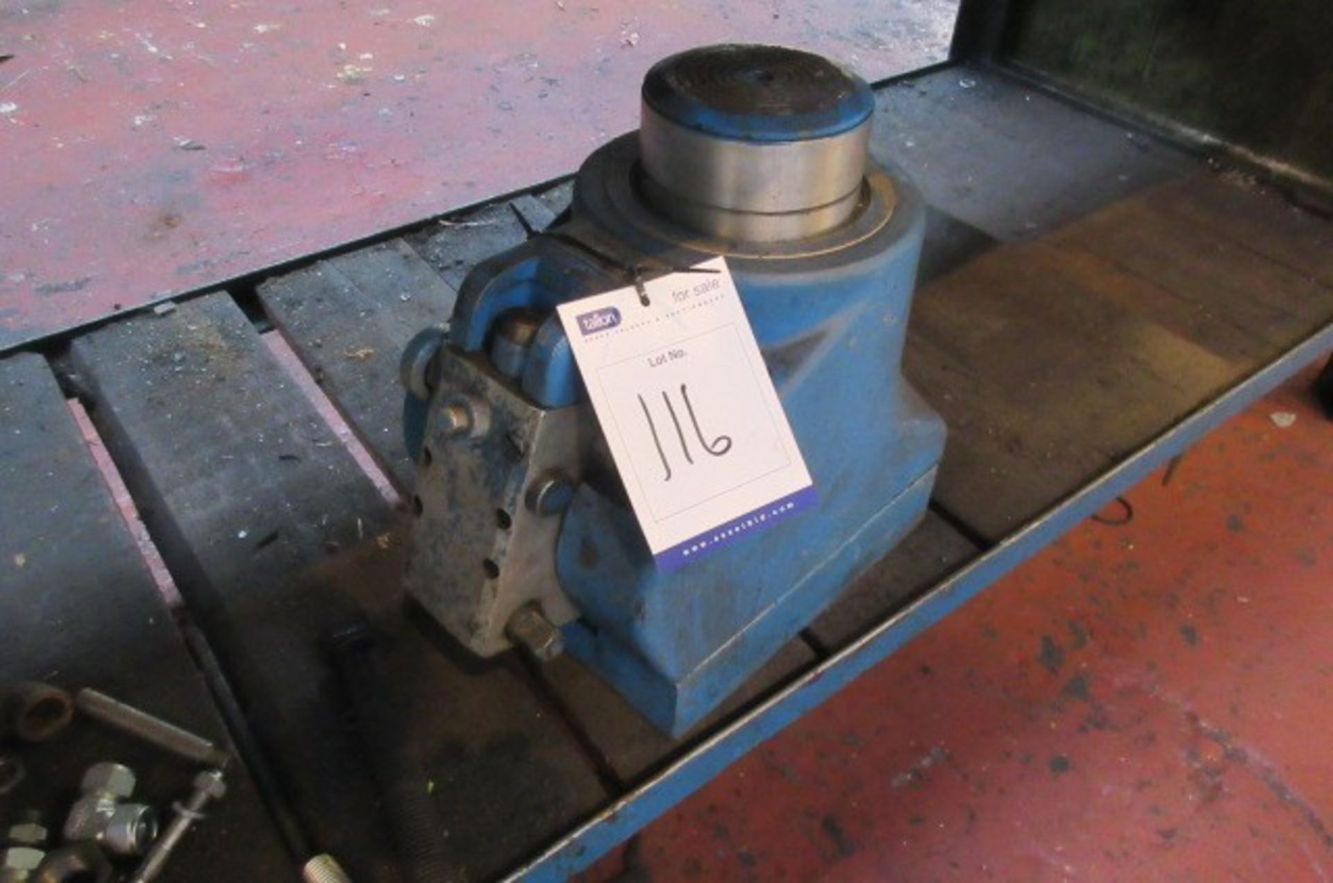 Apex 100ton machine jack