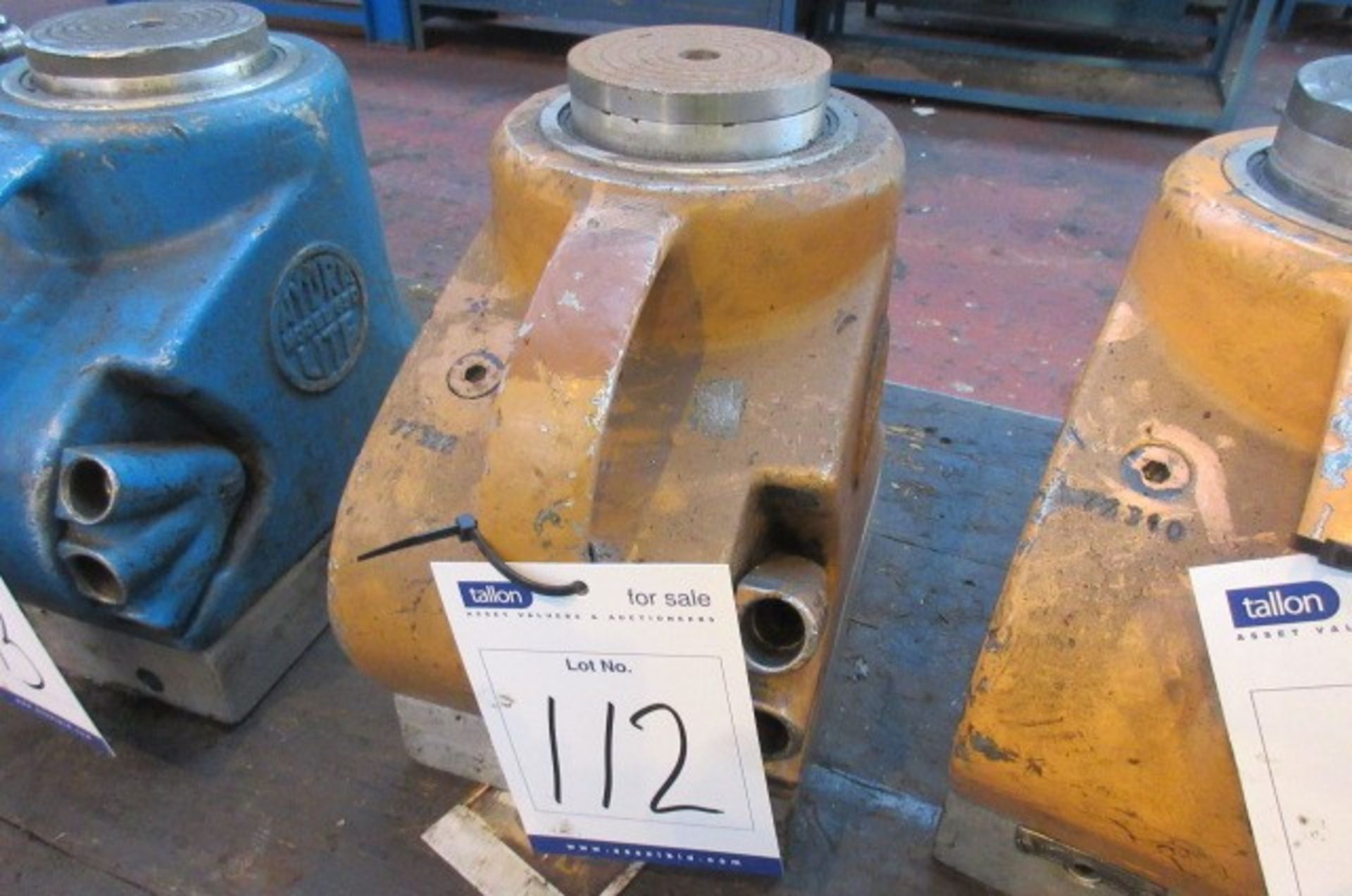 Tangye 550 HydraLite 50ton machine jack