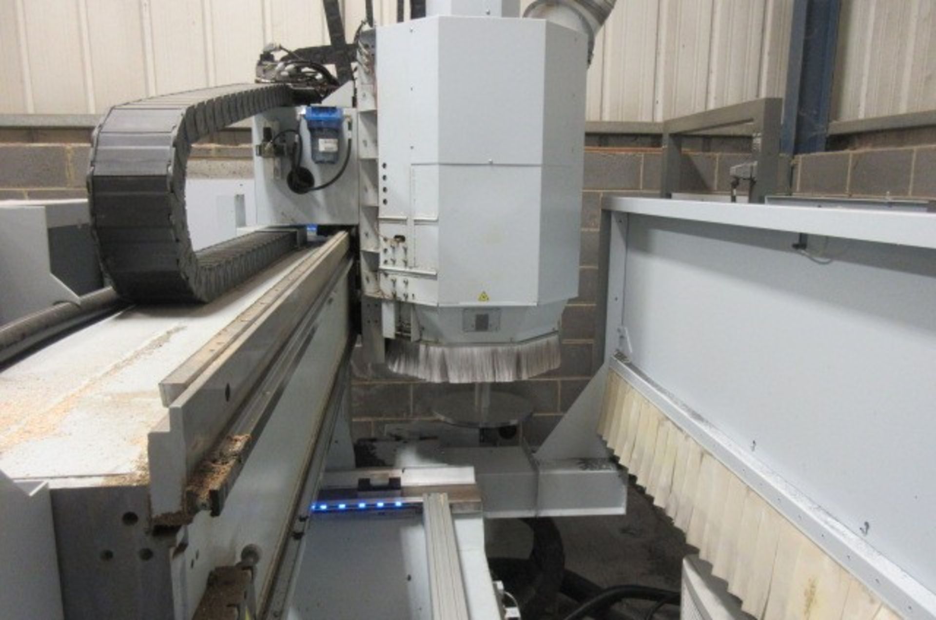 Homag BMG311 Venture 316L 5 axis machining centre (2015) - Image 5 of 11